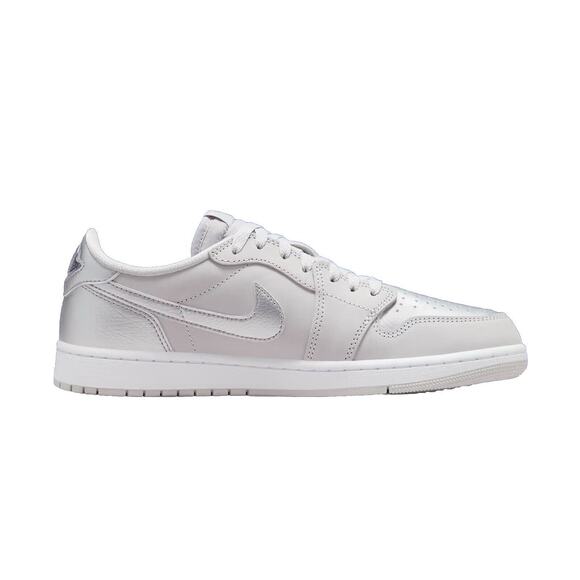 NEW Nike Air Jordan 1 Retro Low OG Metallic Silver CZ0790-002 Men’s Size Multi - Picture 3 of 8